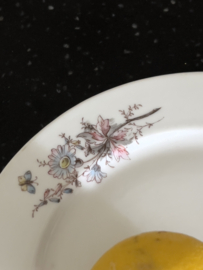 Sweet flower serving dish