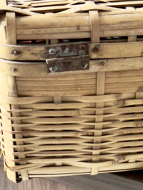 Oude franse picknick mand