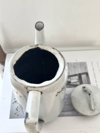 Enamel tea/ coffee pouring pot