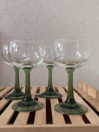 Set of 4 wine glasses