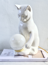Vintage lamp cat