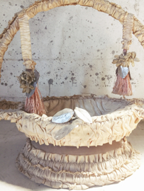 Antieke bruidsmand/ Antique bridal basket