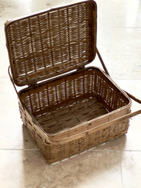 Oude franse picknick mand