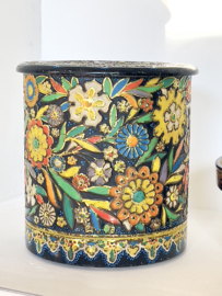 Mooi kleurrijk floral voorraad blik