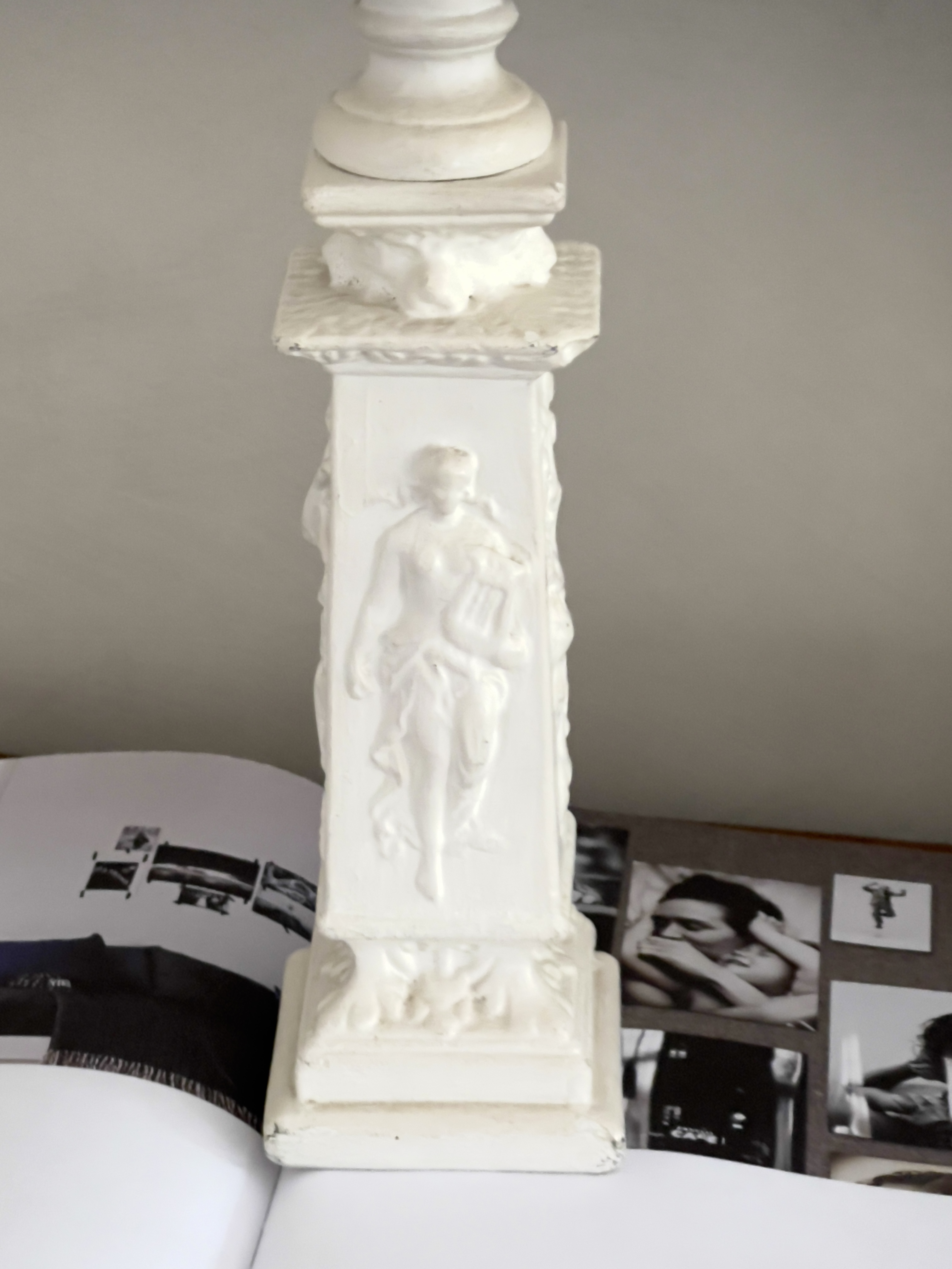 Pied de stalle ornament