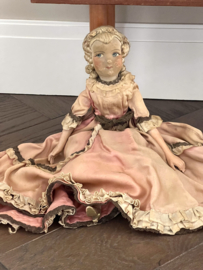 Poupeé de salon