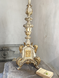 XL size Chateau candle holder