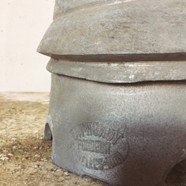 Hoedenmal van gietijzer/ Hat mold cast iron