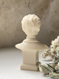 Small bust   - Italy-