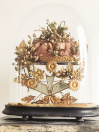 Franse ovale stolp met bruids ornament