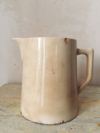 Antieke beboterde shabby kan 'Digoin'/ Antique shabby jug