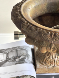 Large garden urn/ vase