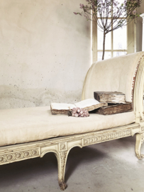 Antique french daybed 18th century