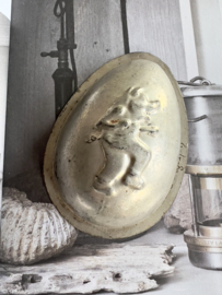 Oude chocolate mold piggy