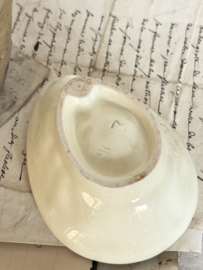 XS size old pudding mold