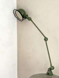 Olijf-groene Loft Jielde lamp