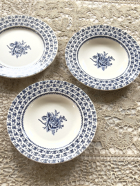 Set of plates