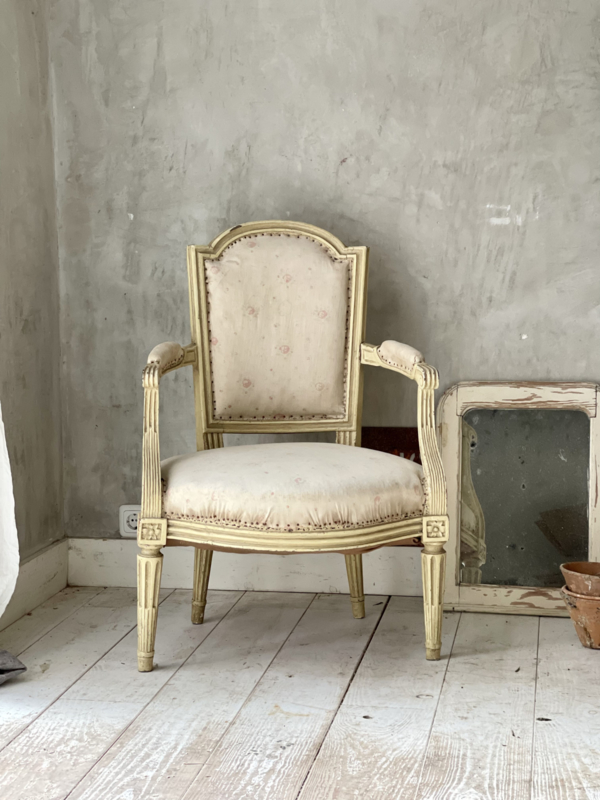 Antique French fauteuil Louis XVI