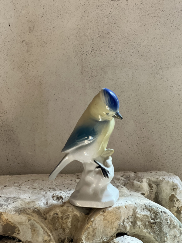 Old porcelain bird