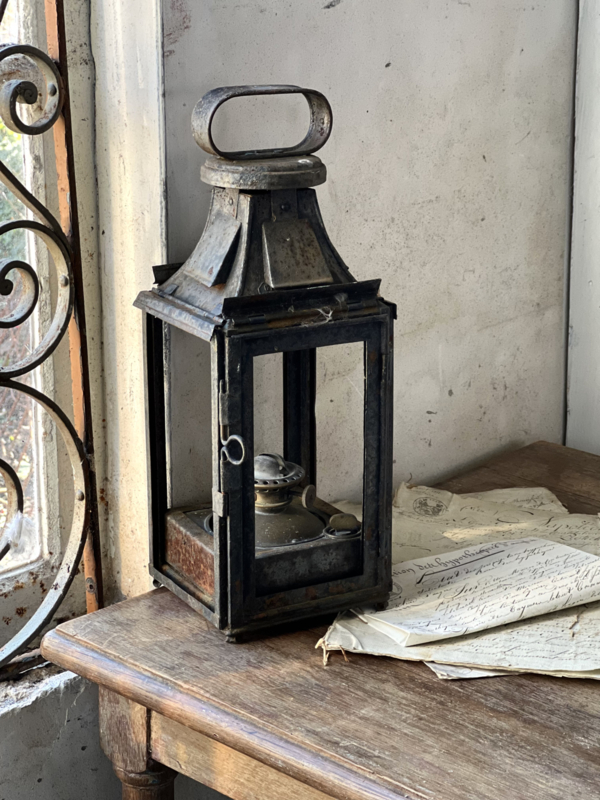 roestvrij Wirwar Observatie Franse antieke lantaarn | - Woonaccessoires | Brocante Webshop Antiques