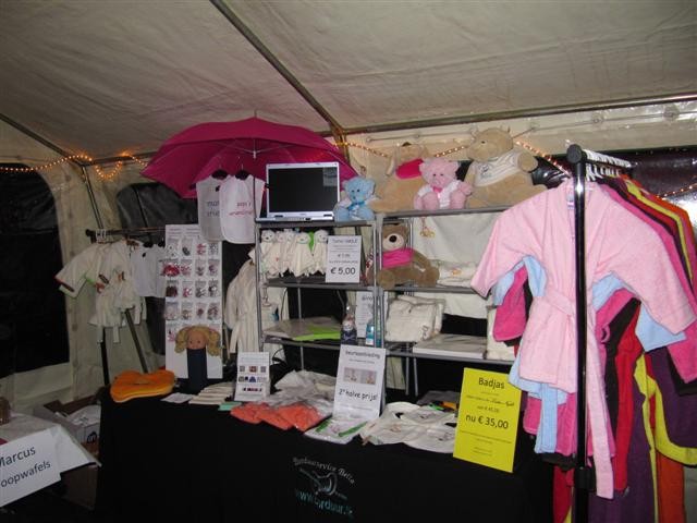 ladiesnight2010.jpg