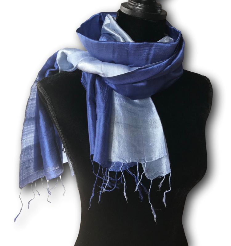 Uitgebreid Rijke man Pardon Brede zijden sjaal multicolor blauw | ZIJDEN EFFEN SJAALS | zijden sjaaltjes  online kopen in prachtige kleuren