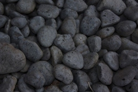 Beach Pebbles zwart 3-6cm  2KG  aquarium decoratie stenen