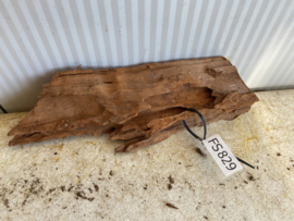 Fine Sinking Wood Selected  FS829 33x12x7 cm