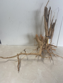 Boutique Stump Selected BS267 70x60x35cm