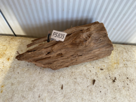 Fine Sinking Wood Selected  FS835 28x12x8 cm