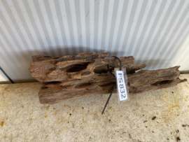 Fine Sinking Wood Selected  FS832 31x9x8 cm