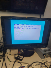 Commodore VIC 20 in doos met voeding
