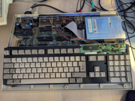 Mooie Amiga 500 Rev 5 ( Qwertz toetsenbord)