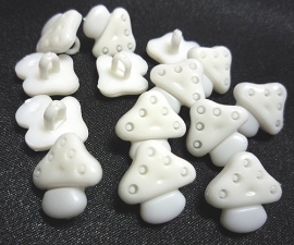 Witte paddestoeltjes.  15 mm