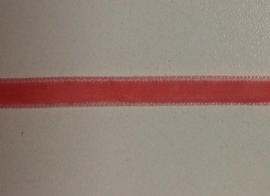 Roze fluweelband € 0.20 per meter