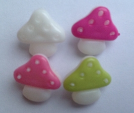 Witte paddestoeltjes.  15 mm