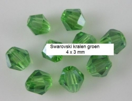 Swarovski groen 4 x 3 mm  30 voor € 2,00