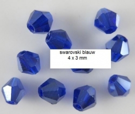 Swarovski Diep blauw  4 x 3mm 30 voor € 2,00