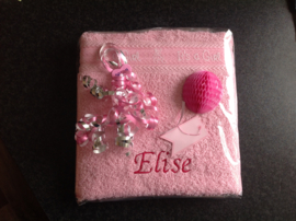 Handdoek met Its a girl + naam