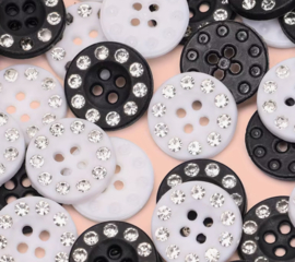 Zwart met strass. 12 mm