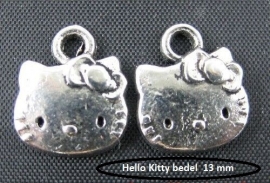 Hello Kitty hangers 13 mm € 0,11