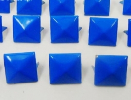 Studs BLAUW 12 x 12 mm 10 voor 1,50