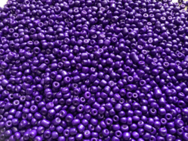 64. Imperial purple. 4 mm