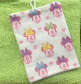 Handdoek met naam en minie washandje