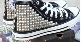 Studs vierkant zilver 8 mm 30 voor € 2,50
