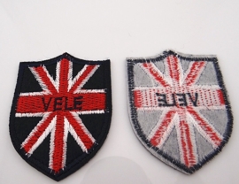 Blauw met rood badge per stuk € 0,45