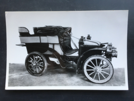 Wolseley Tonneau Car, 1901