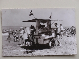 Zandvoort aan zee, Holl. Nieuwe op het strand