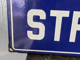 Emaille straatnaam bord, Molukkenstraat (oost)