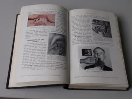 Physical signs in clinical surgery (1954)